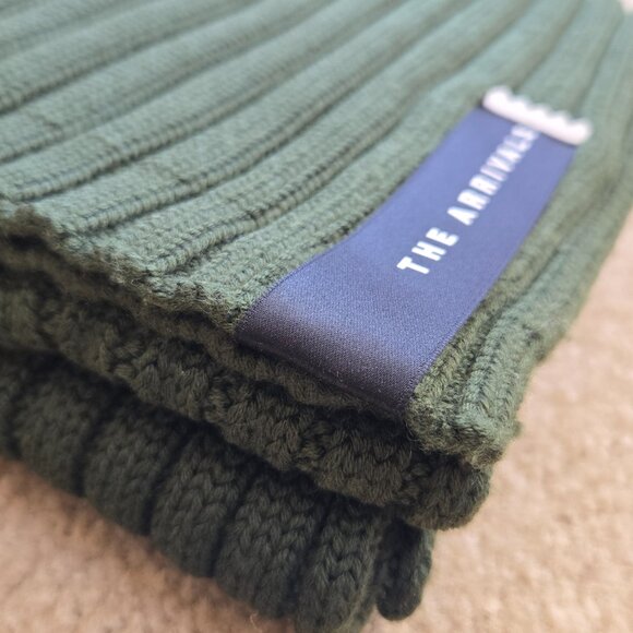 The Arrivals Wool Cashmere Rib Knit Scarf Green - Picture 3 of 13
